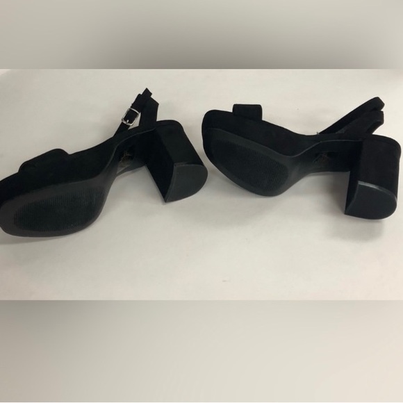 Torrid Size 7 WW sandals - Picture 4 of 4